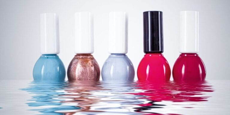 Wie wählt man den richtigen Nagellack für gesunde Nägel?