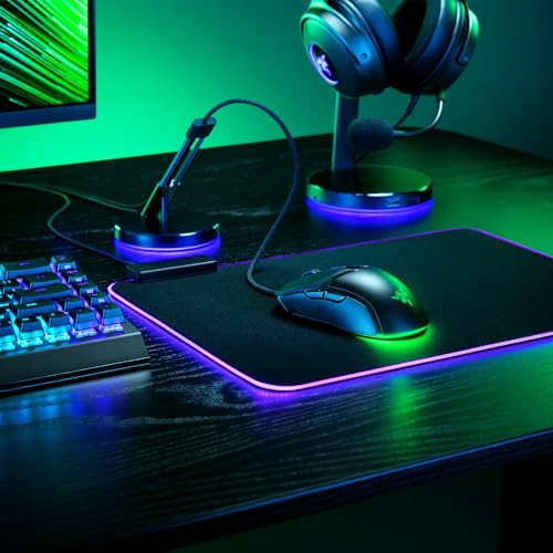Razer Cobra - Leichte kabelgebundene Gaming-Maus mit Chroma RGB (Federleichte 57 g, Optische Maus-Switches der 3. Gen, Chroma-Beleuchtung mit Unterbodenbeleuchtung, Präzise Sensor-Anpassungen) Schwarz – Bild 3