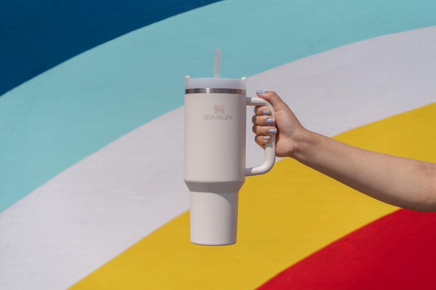 Unser Test: Stanley Quencher H2.0 - Nachhaltiger Durstlöscher mit Stil